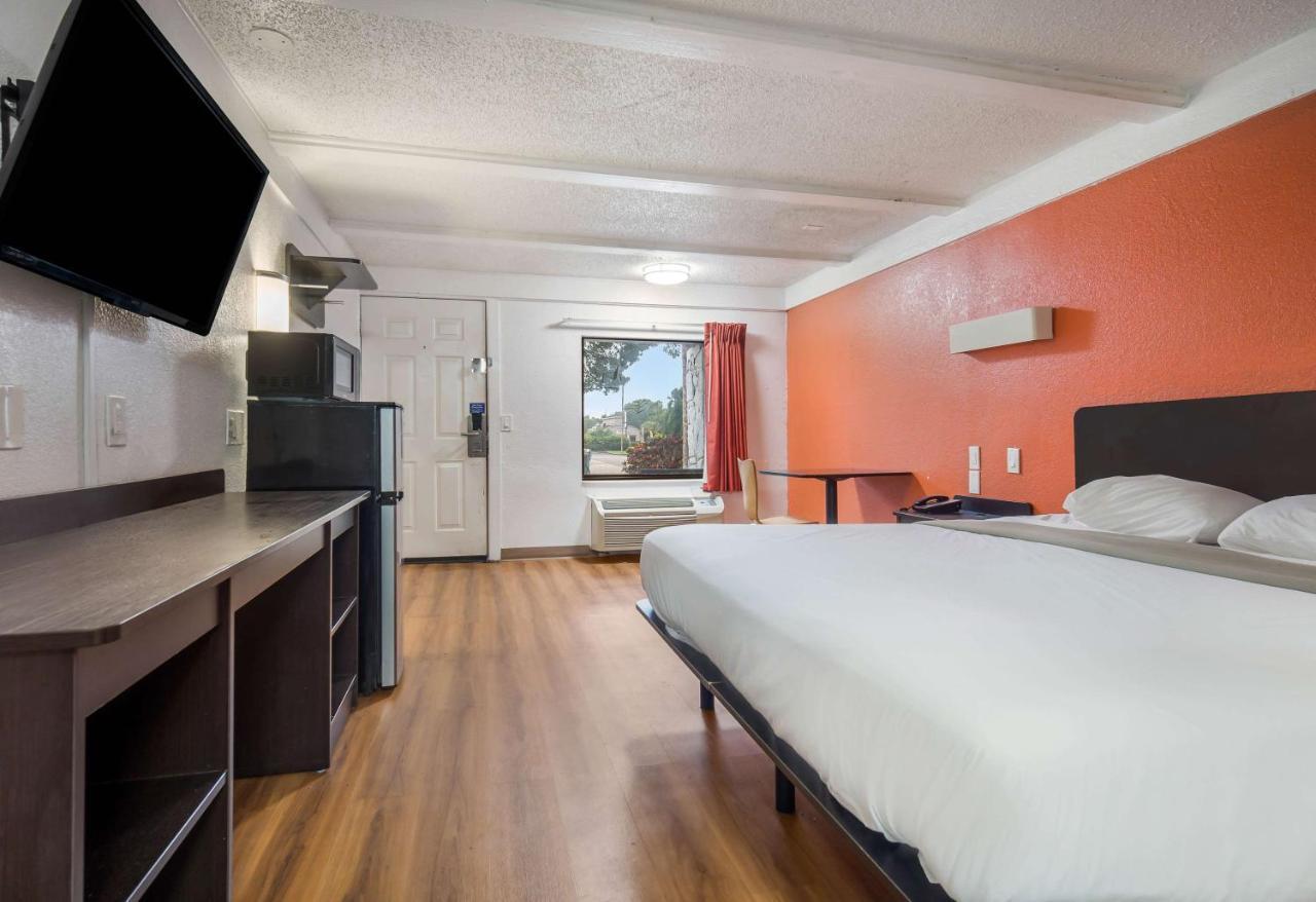 Motel 6-Fort Myers, Fl Норт-Форт-Майерс Экстерьер фото